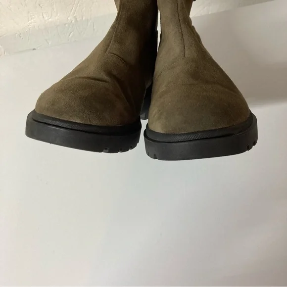 Clarks Women's Calla Green Suede Size 8 Ankle Boots Buckle Side Zip - Picture 3 of 14